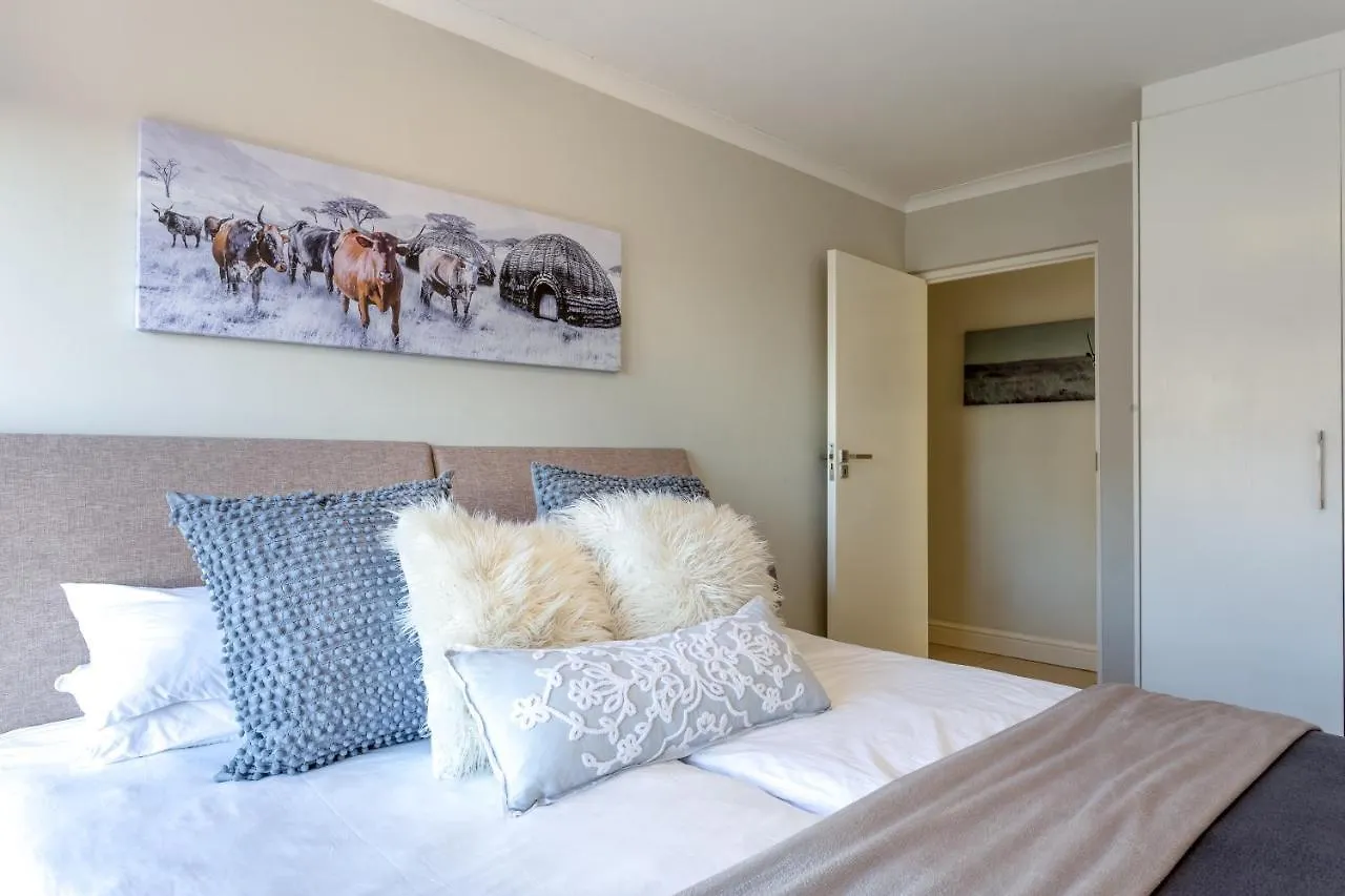 Apartment The Paragon Urbane Centrally Located, Modern Comforts Cape Town